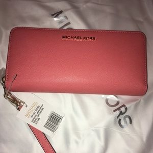 Michael Kors Clutch Jet Set Travel Coral